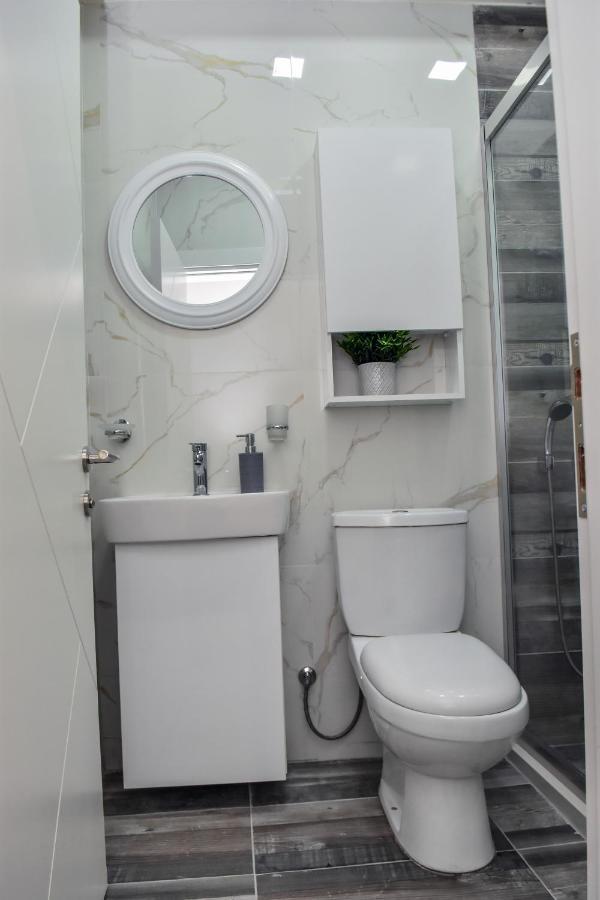 Good Times Luxury Apartments ביטולה מראה חיצוני תמונה