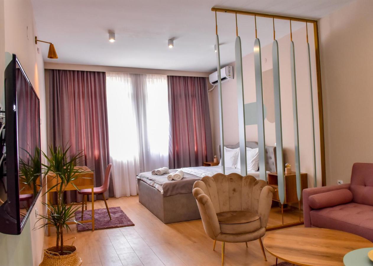 Good Times Luxury Apartments ביטולה מראה חיצוני תמונה