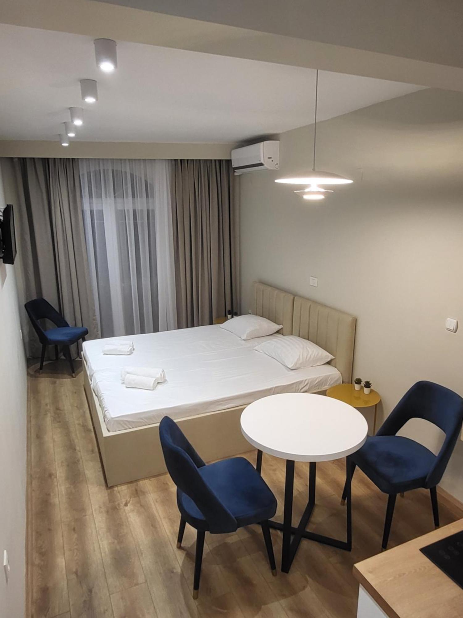 Good Times Luxury Apartments ביטולה מראה חיצוני תמונה