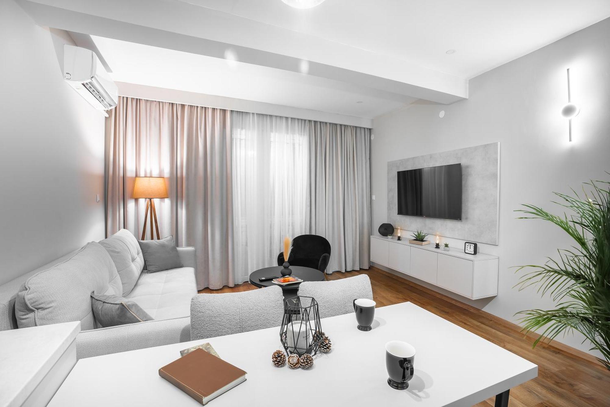 Good Times Luxury Apartments ביטולה מראה חיצוני תמונה